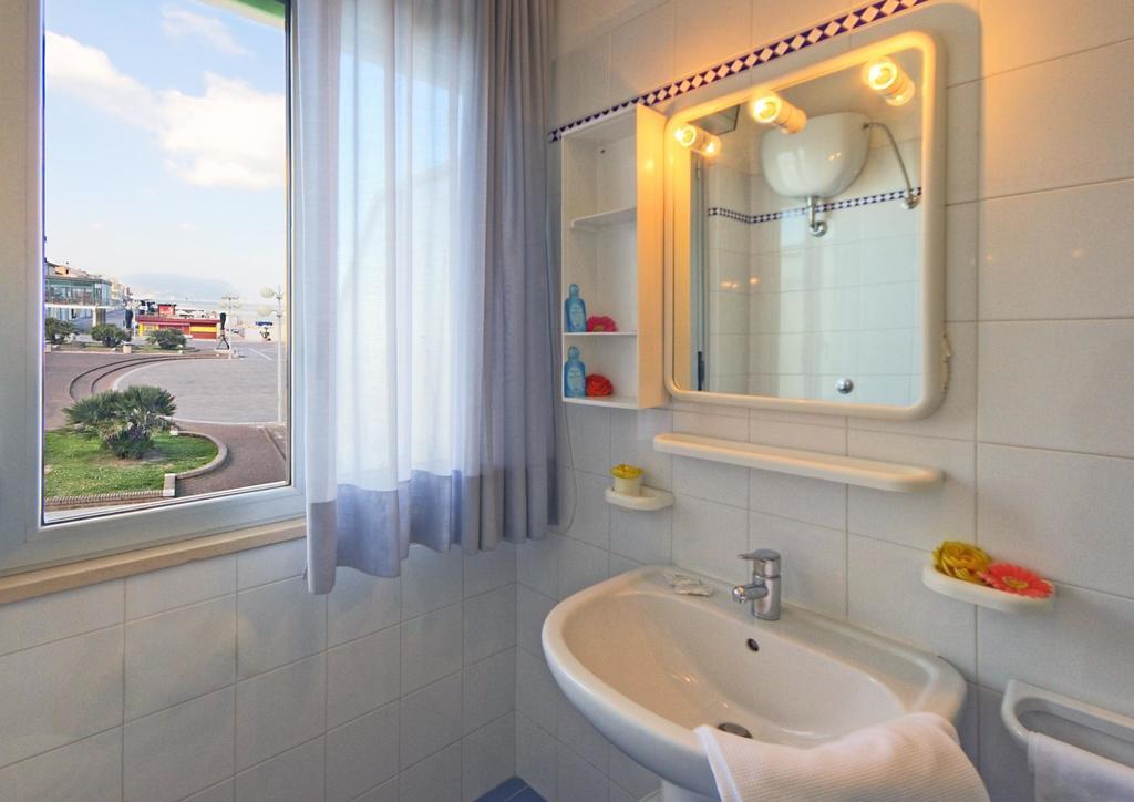 Bianchi Hotel & Residence Porto Recanati Dış mekan fotoğraf