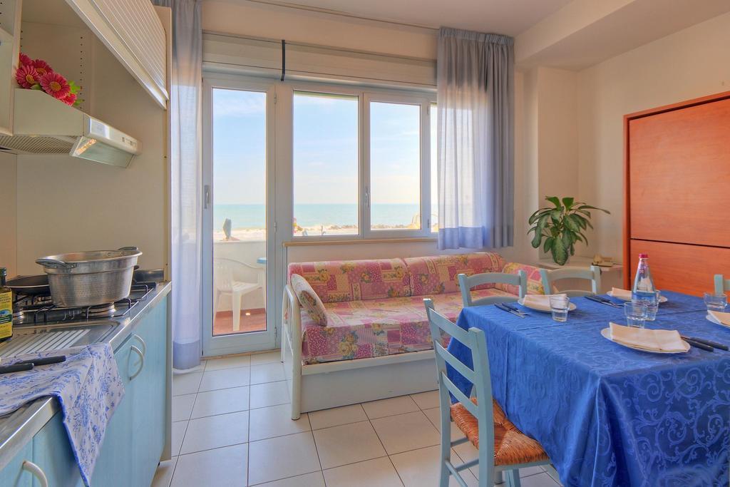 Bianchi Hotel & Residence Porto Recanati Dış mekan fotoğraf