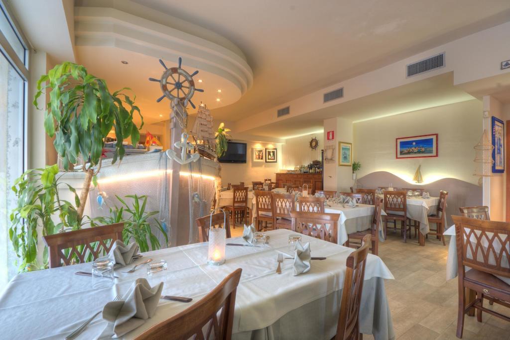 Bianchi Hotel & Residence Porto Recanati Dış mekan fotoğraf